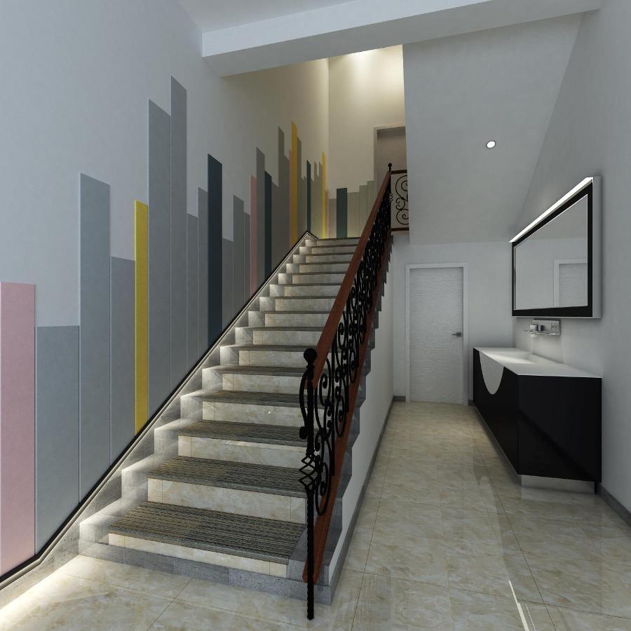 โรงแรม Happy Dragon Alley Hotel-in The Center With Big Window&free Coffe Laundry Fluent Speaking,tourist Attractions Ticket Service&food Recommendation,near Tian Anmen Forbiddencity,near Temple,easy To Walk To Nanluoalley&shichahai 4*